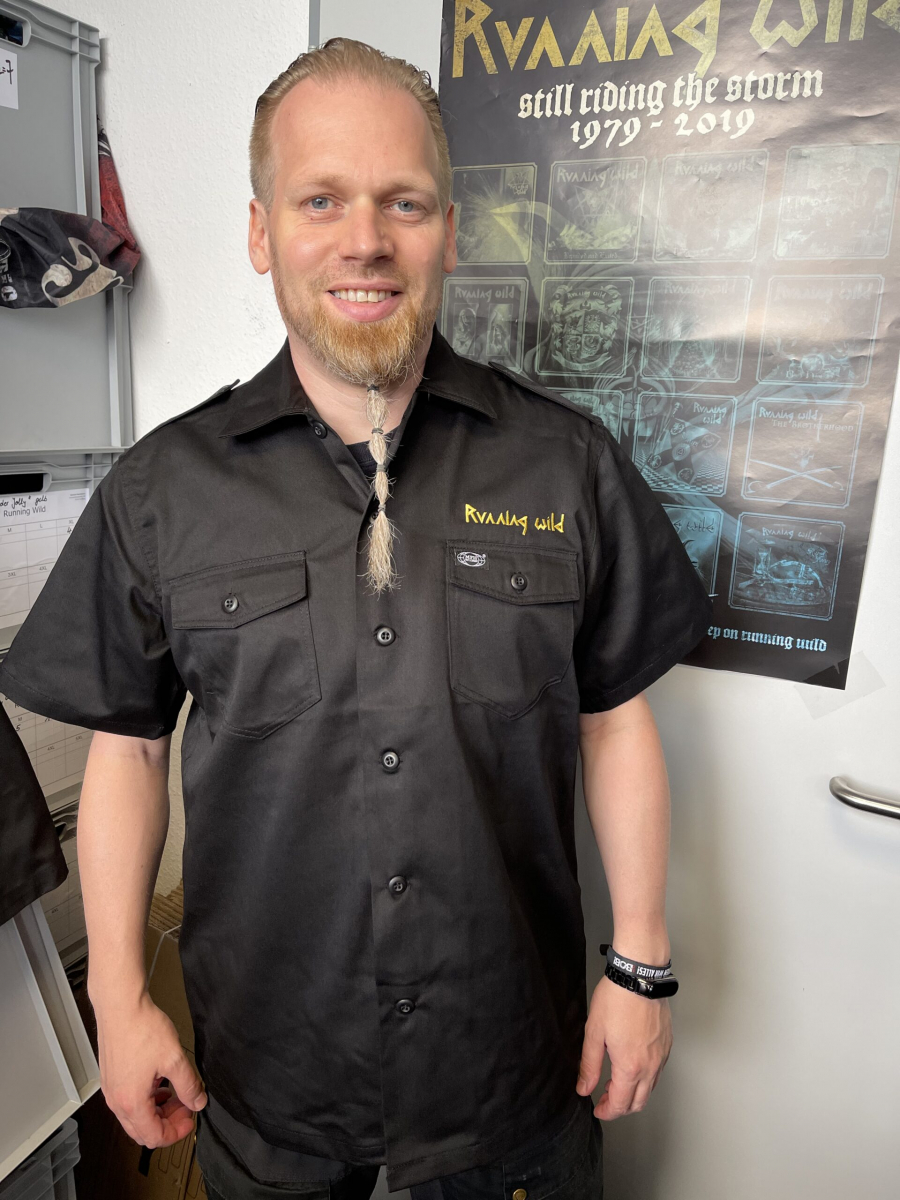 Running Wild Worker Shirt (bestickt-embroidered)